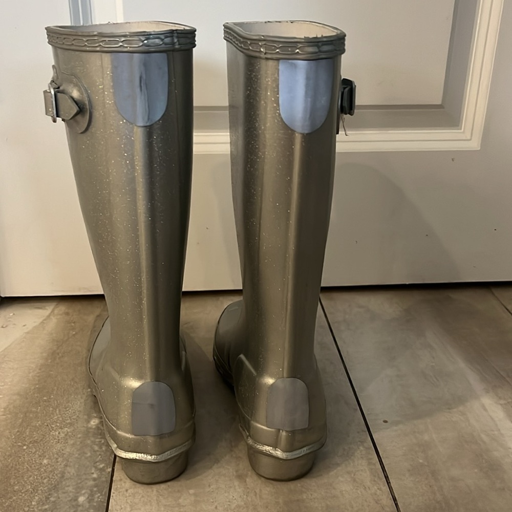 Girls Hunter Rain Boots - Picture 2 of 3